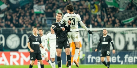 james-sands-st-pauli-at-borussia.jpg