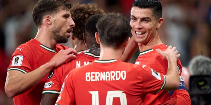 Τι να παίξω σήμερα (13/11/2025): Φαβορί που κυνηγούν κορυφή και αουτσάιντερ που παλεύουν για την ελπίδα